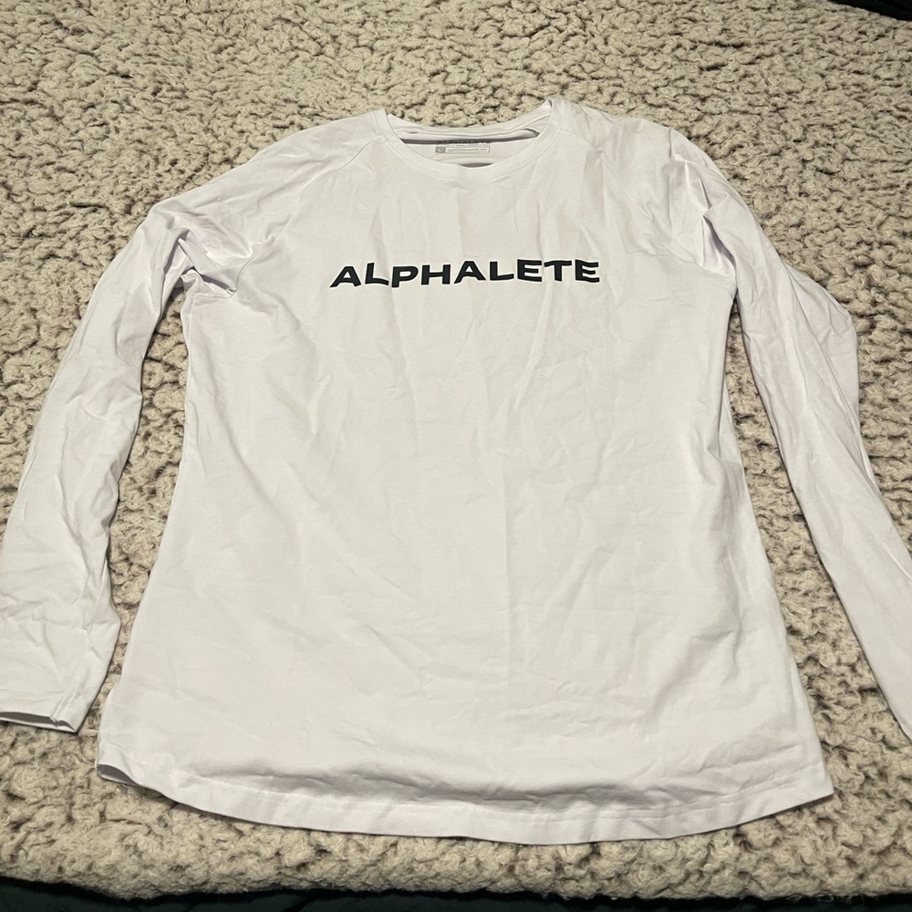 Alphalete long sleeve performance shirt size large